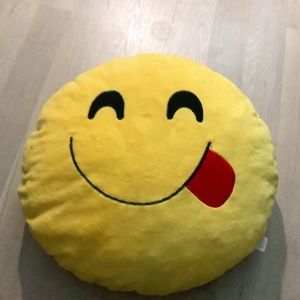 Emoji smile pillow